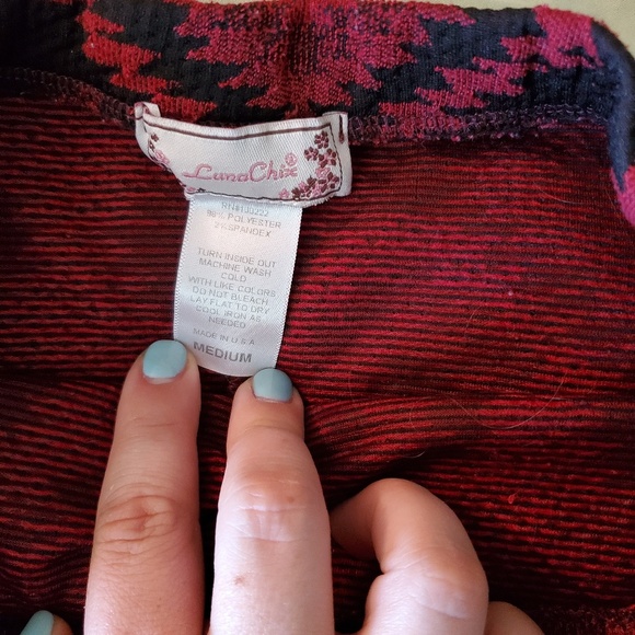 LunaChix red and black print skirt - Picture 2 of 3